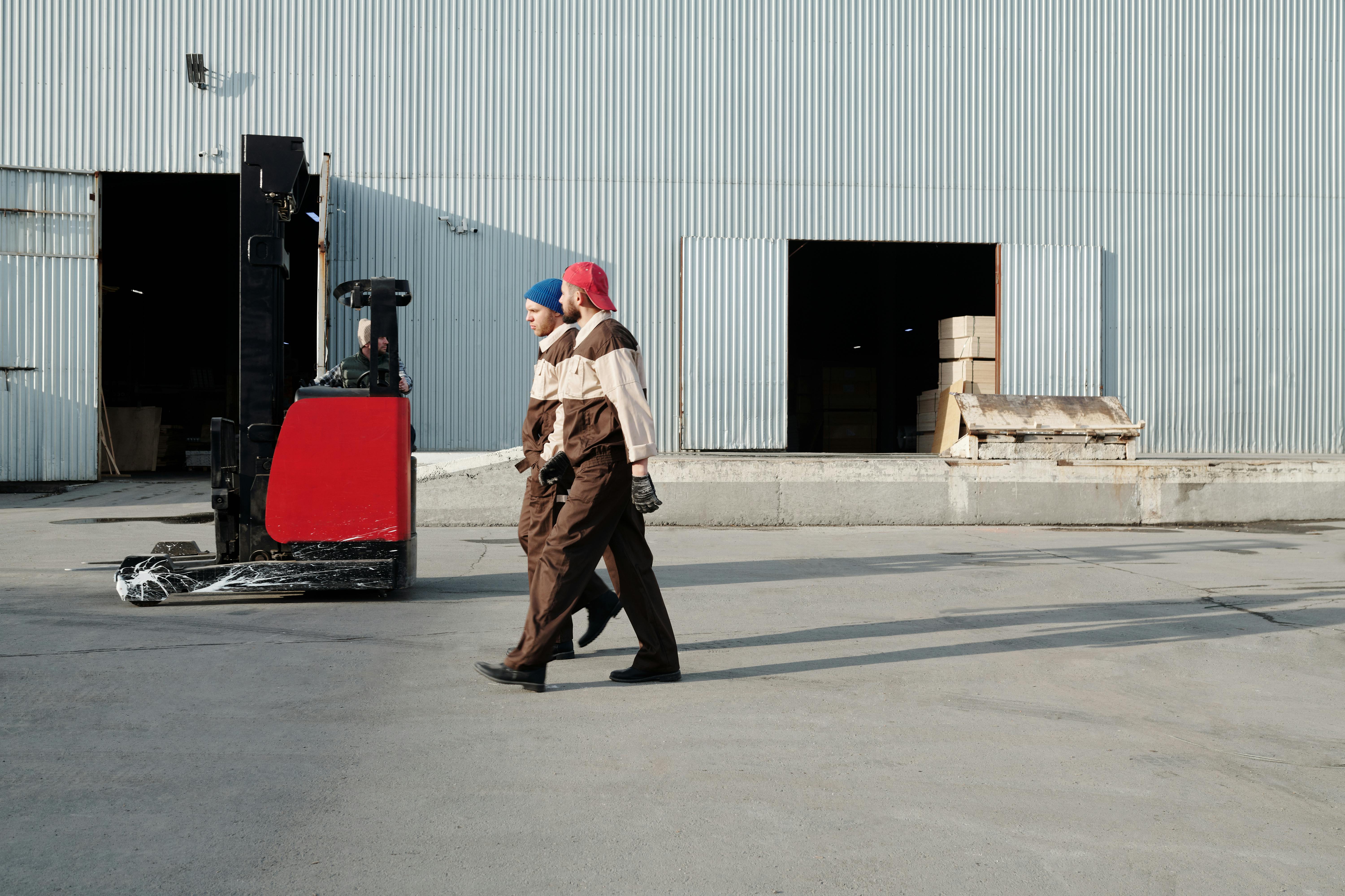 Logistics Planning Warehouse layout maximizes efficiency for order processing.
